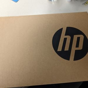 NEW. HP Laptop